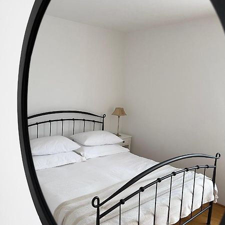 The Back Flat Apartamento Split Exterior foto